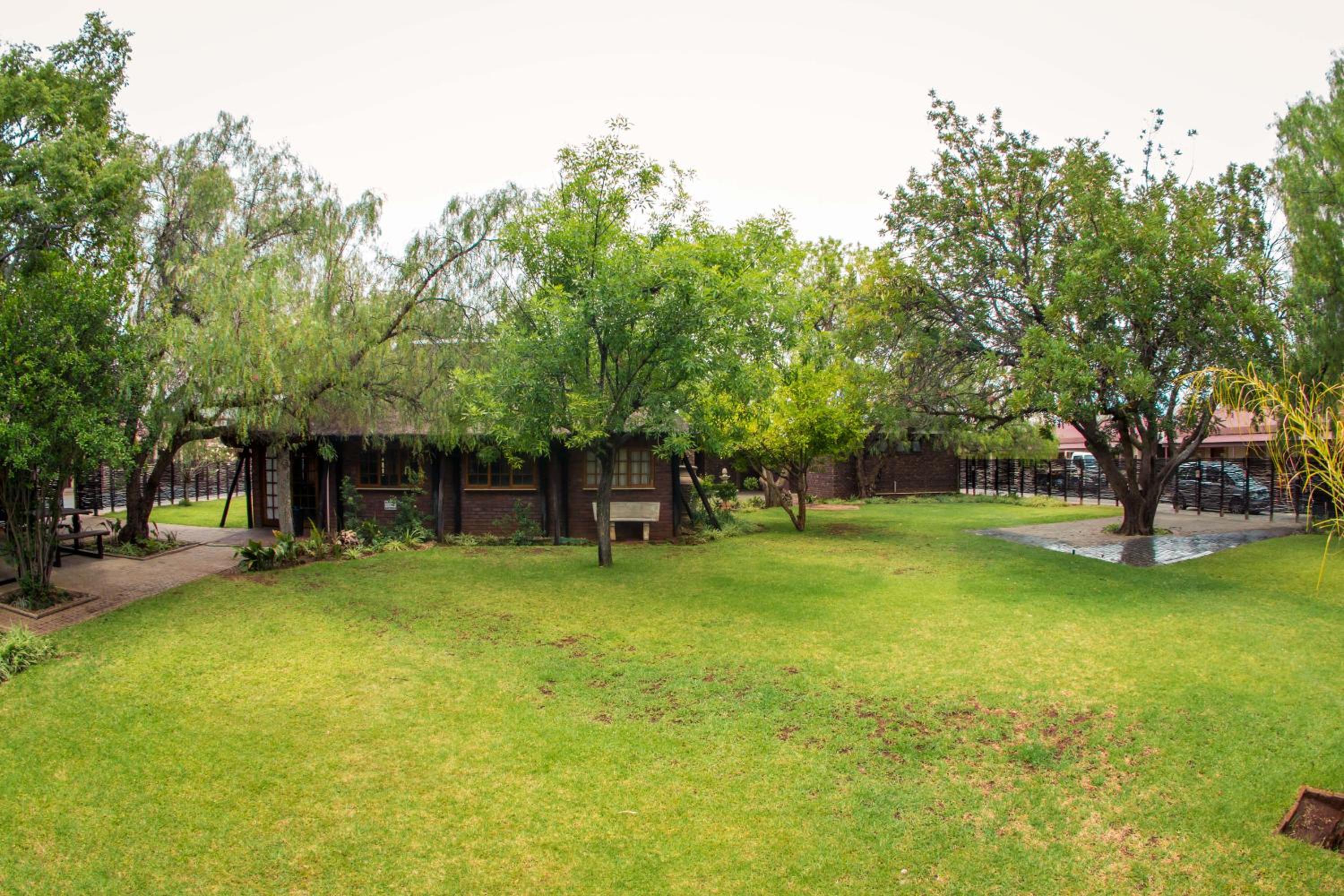 Фото Horseshoe Inn