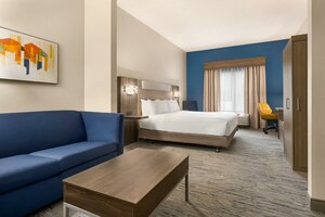 Гостиница Holiday Inn Express & Suites Greenville - Downtown by Ihg