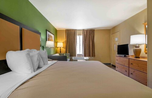 Гостиница Extended Stay America Suites Kansas City Shawnee Mission