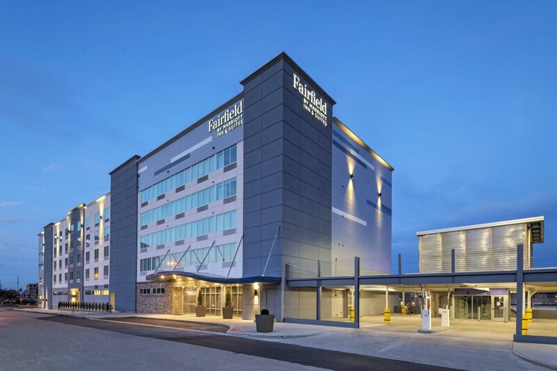 Гостиница Fairfield Inn & Suites by Marriott St. Louis Downtown
