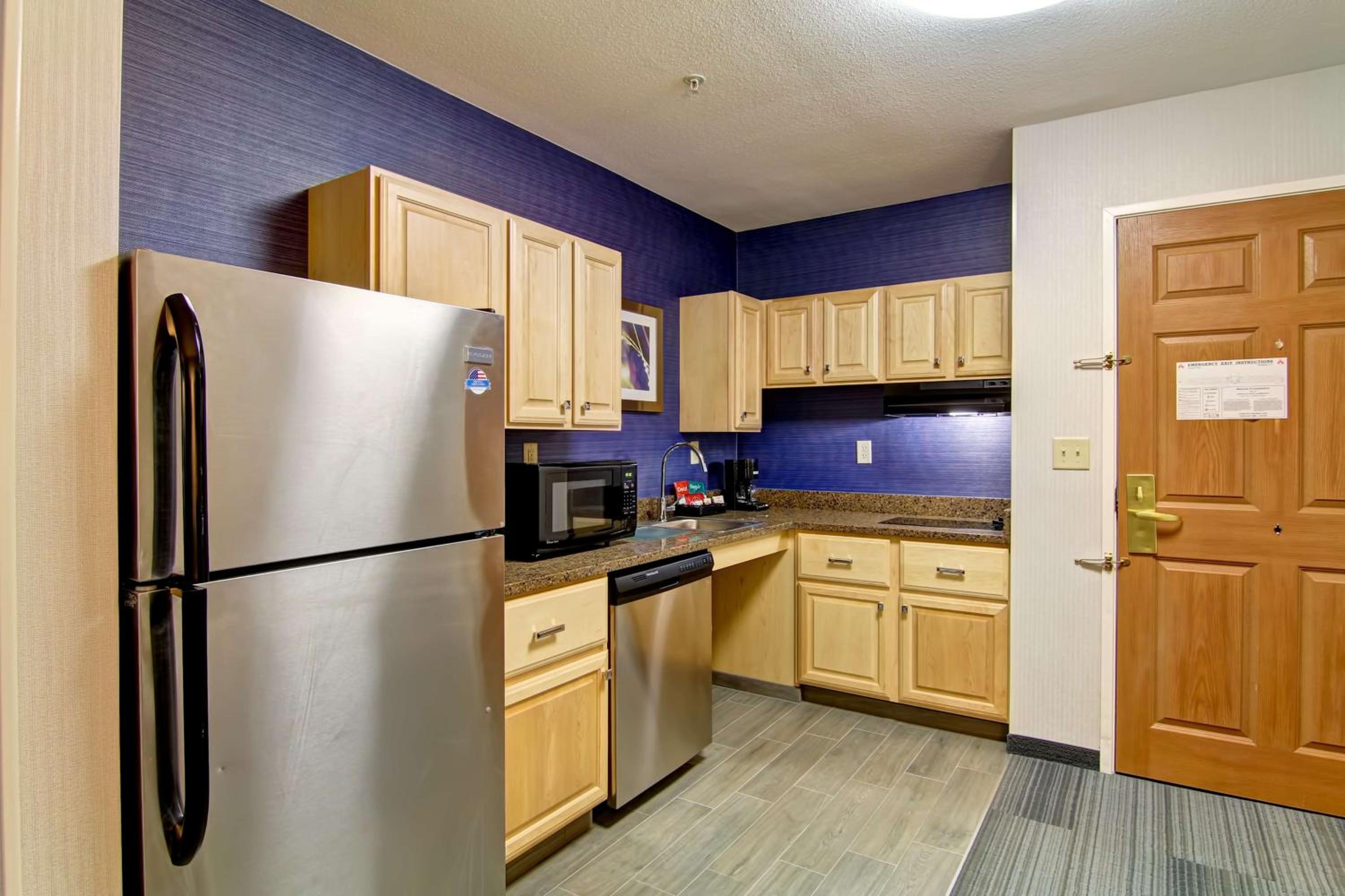 Фото Homewood Suites by Hilton Stratford
