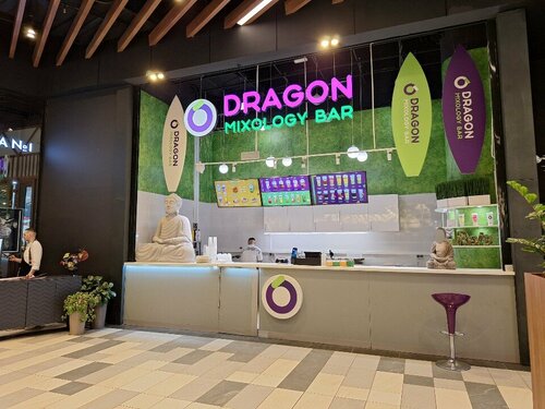 Әйелдер дәретханасындағы әйелдің зәрінің жасырын камерасы