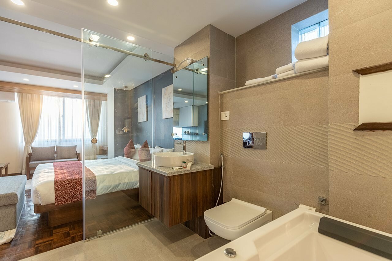 Фото Apex Business Hotel