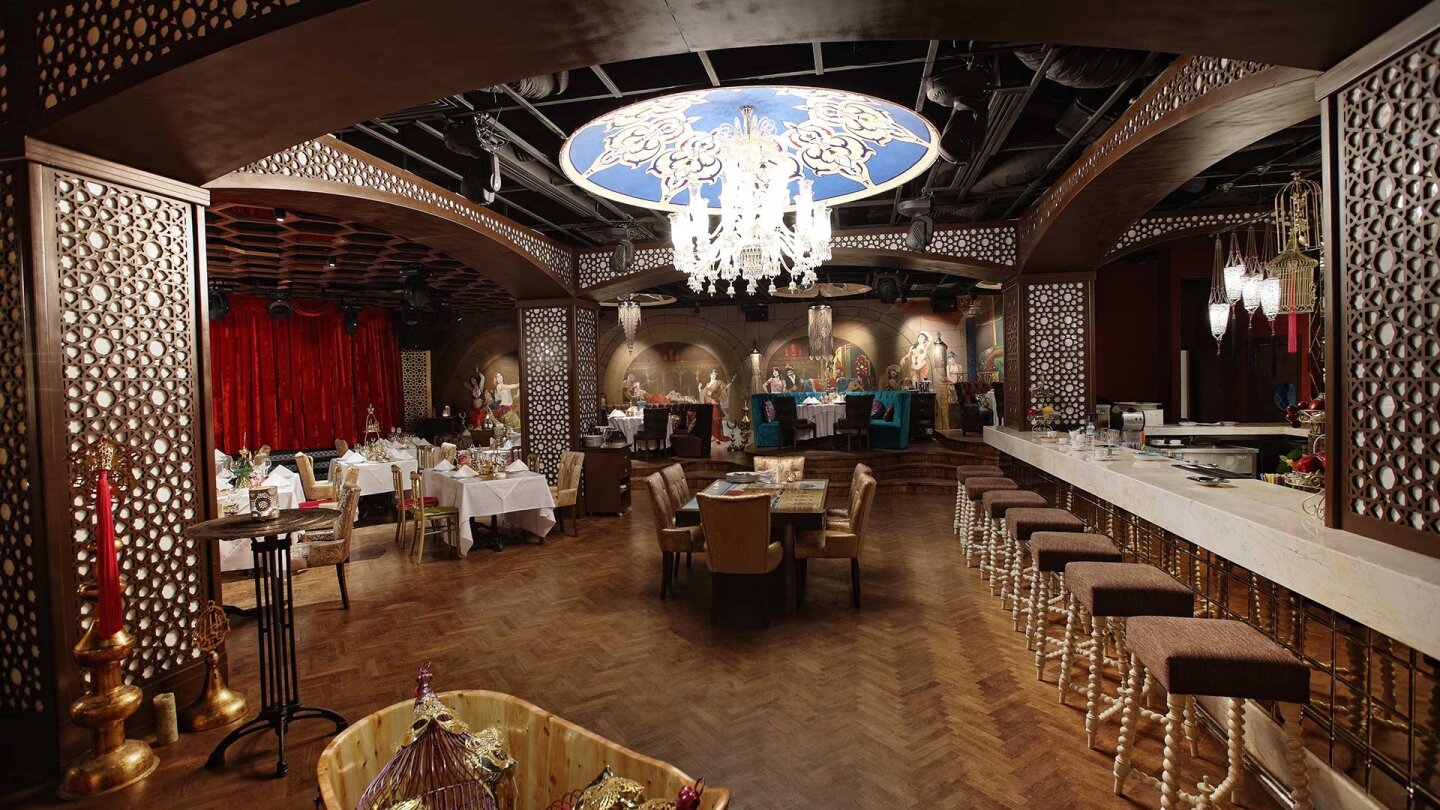 Фото Cratos Premium Hotel