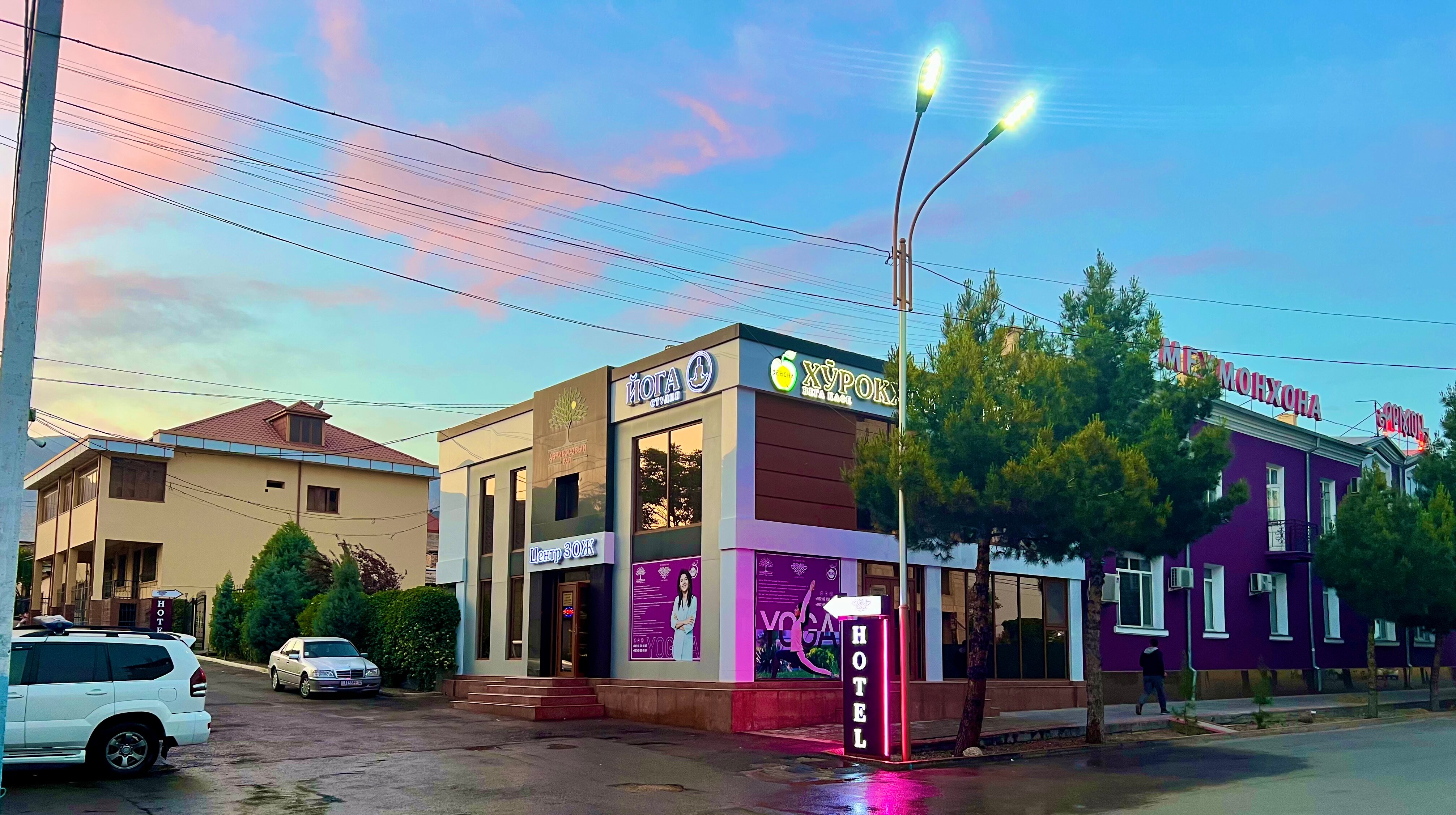 Фото отеля 1