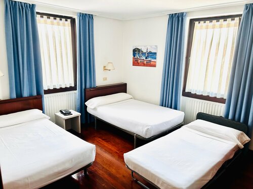 Гостиница Hotel Zarauz
