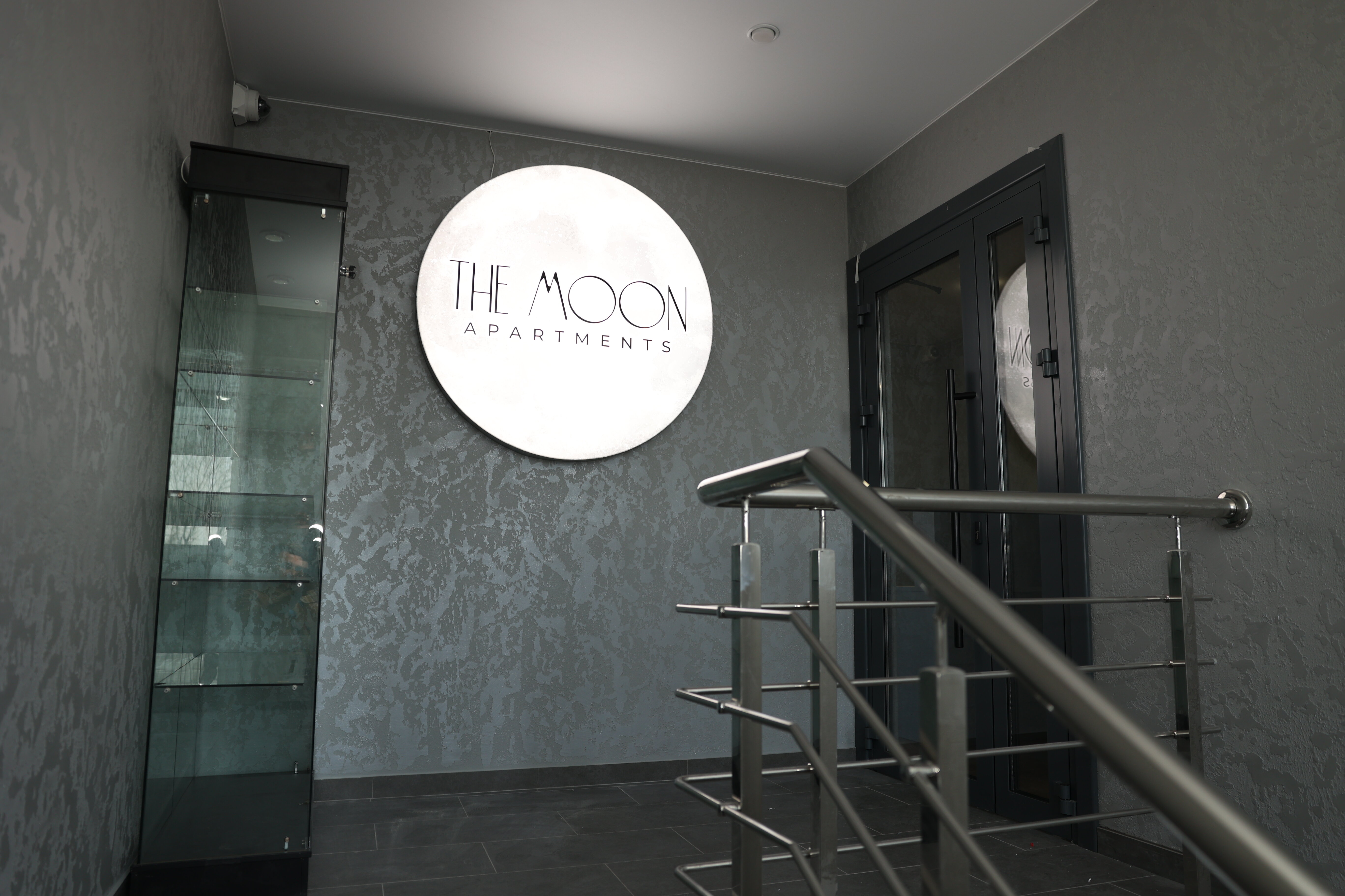 Фото Отель The Moon Apartments