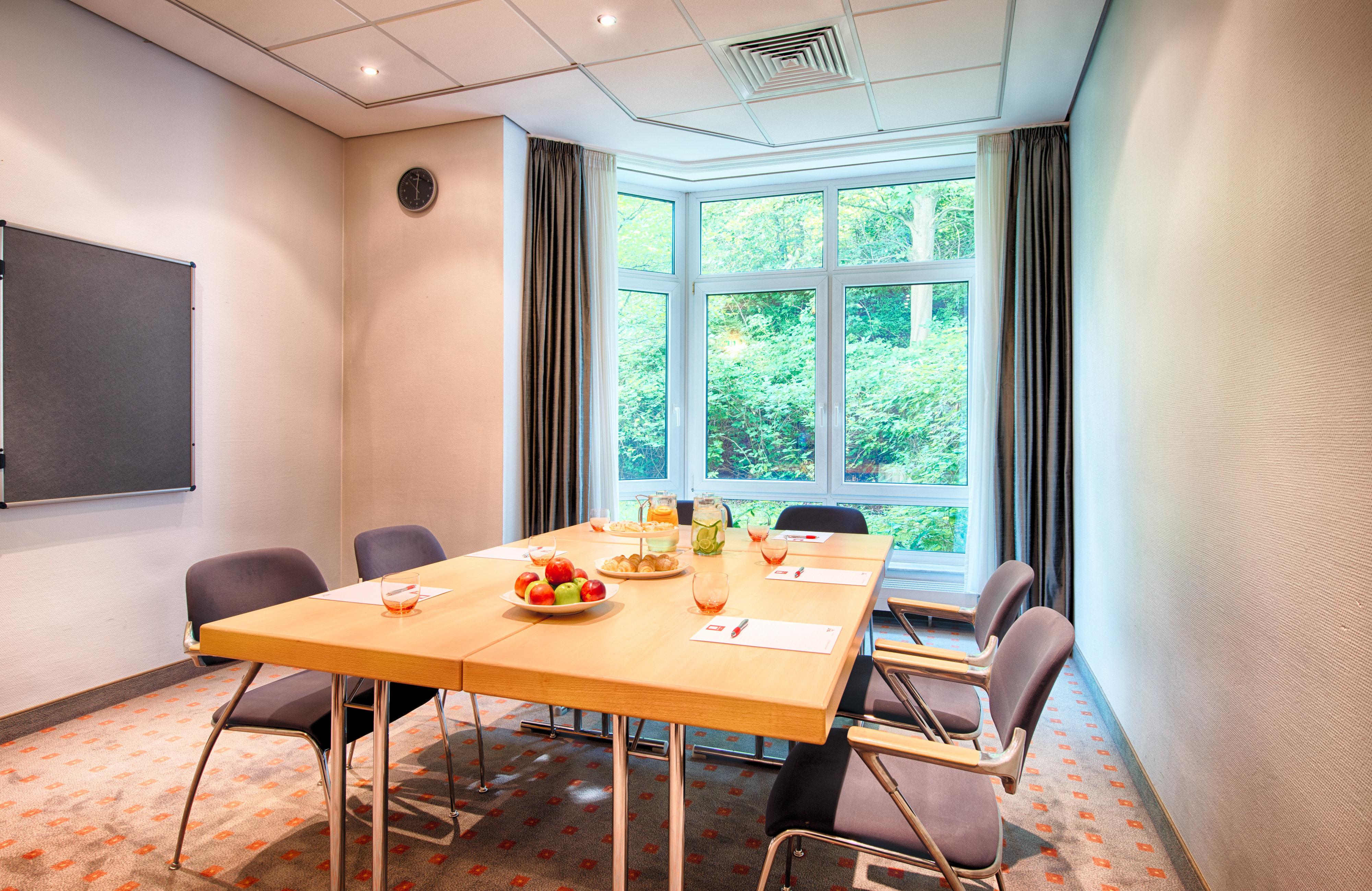 Фото Leonardo Hotel Hamburg Airport