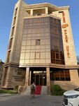 Golden Palace (Baitursynov Street, 54), hotel