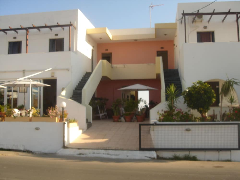 Фото Iliaktida Apartments