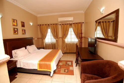 Гостиница Trafford Hotel в Абудже