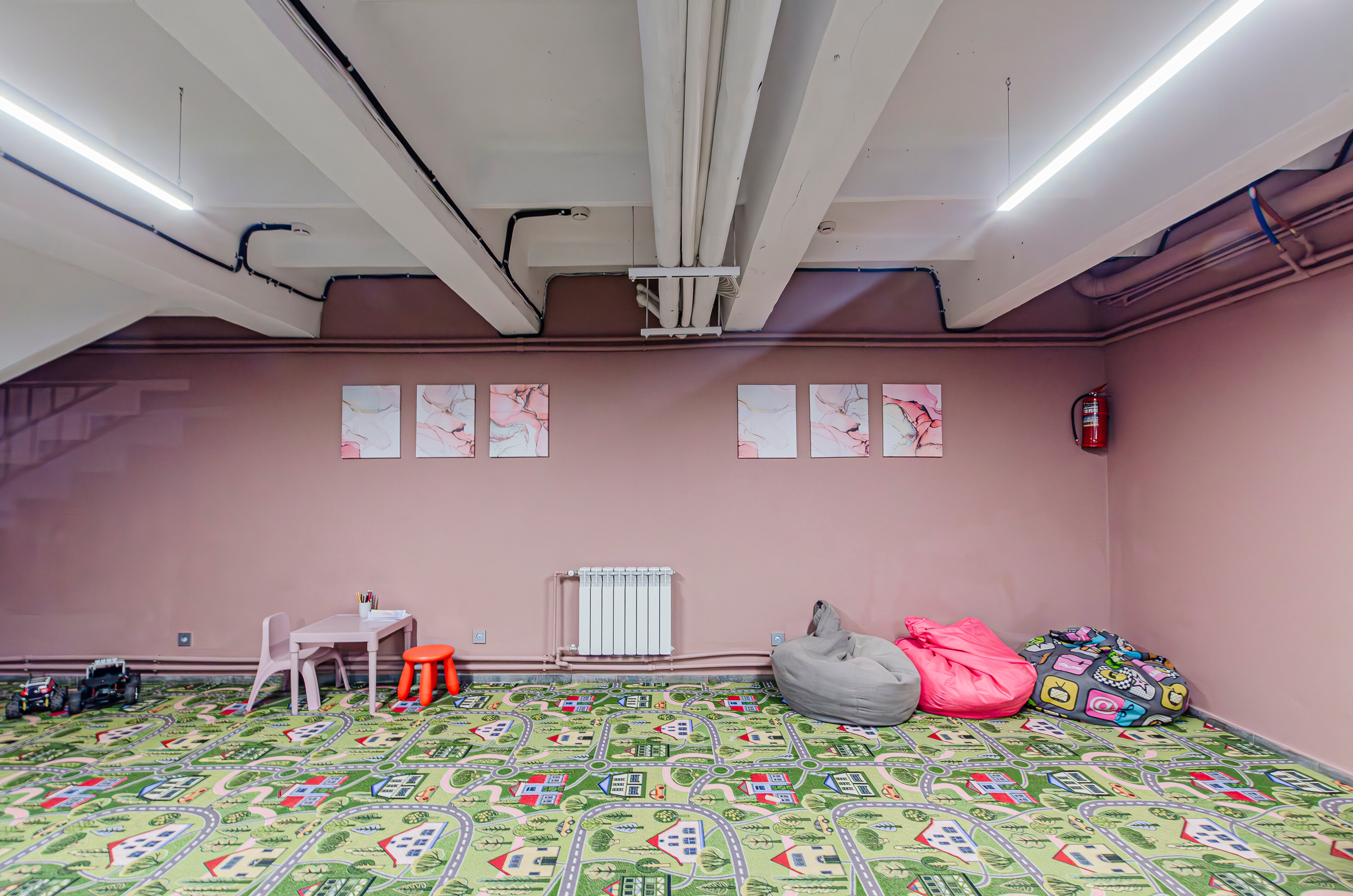 Фото Берисон Апарт