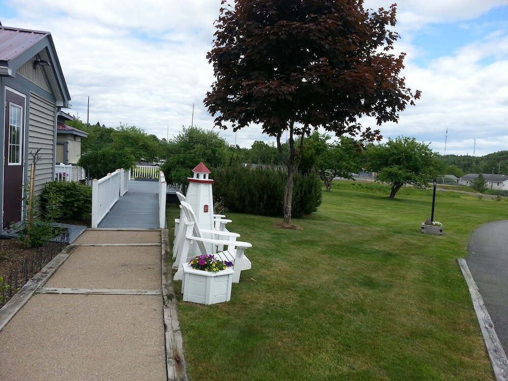 Фото Granite Town Hotel