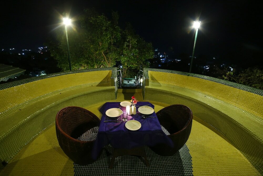 Фото The Colonial Manek Manor