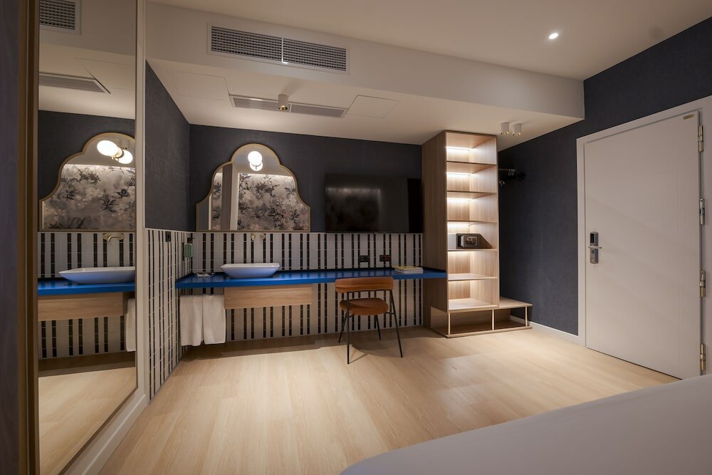 Фото Hotel Ungheria Varese 1946