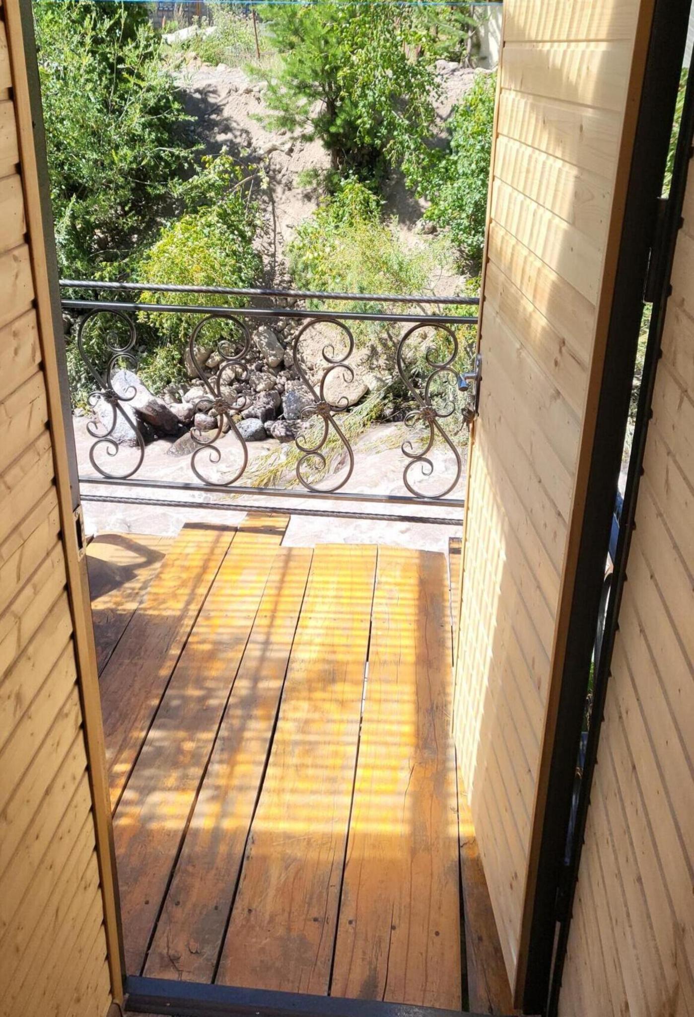 Фото Орлиный утес