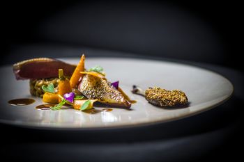 Фото Hotel The Fourth