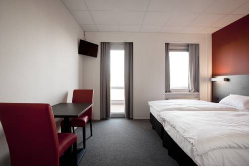 Фото Antwerp Harbour Hotel