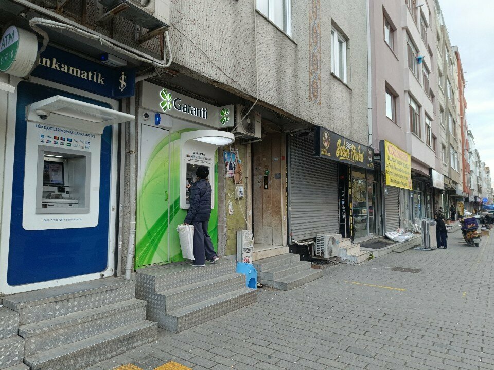 ATM Is Bankasi ATM, Istanbul, photo