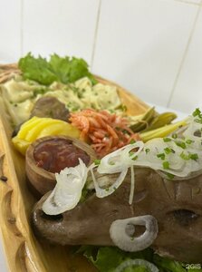 Bauyrdaq Qazaq Fast-food (Polina Osıpenko kóshesi, 14), cafe