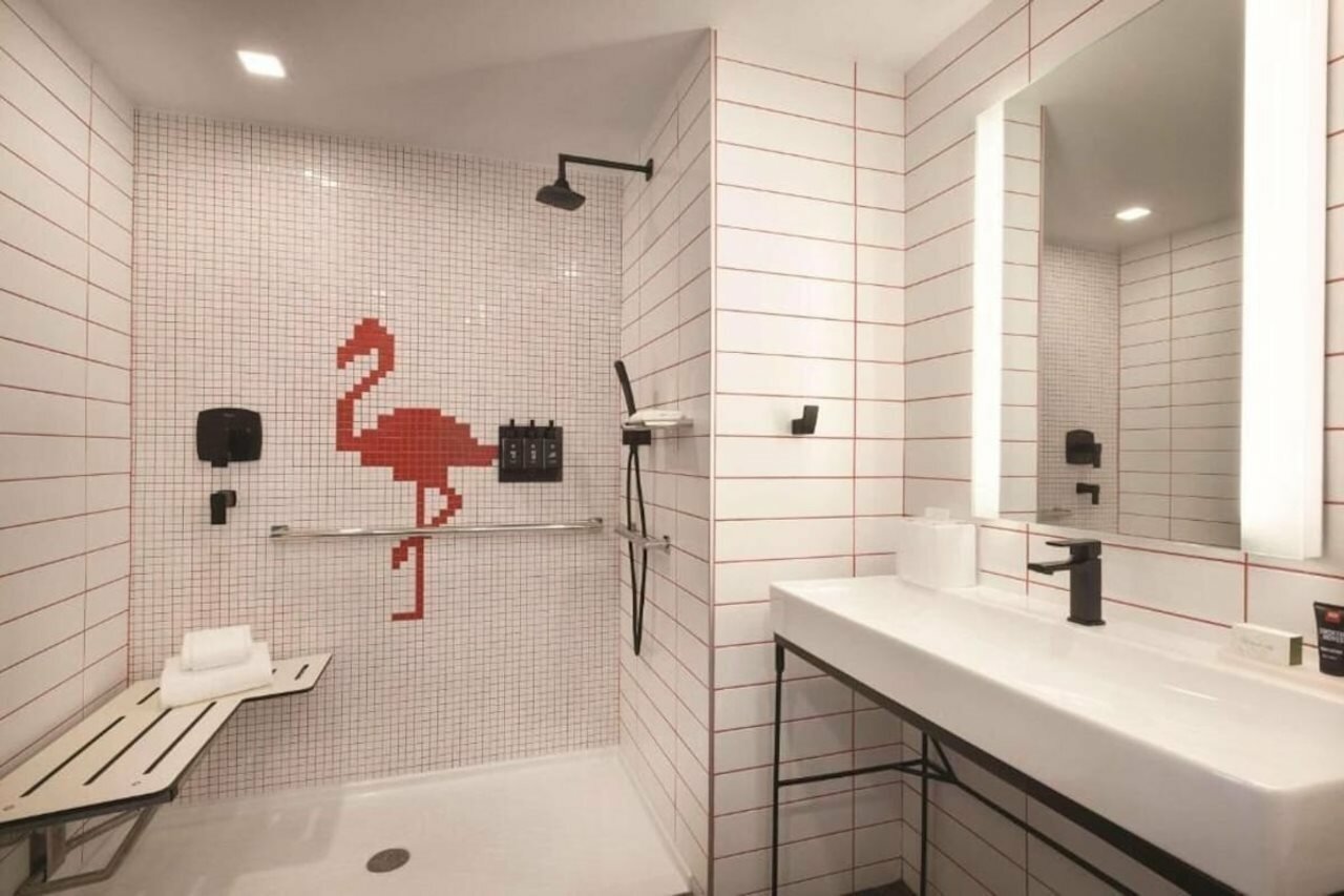 Фото Radisson Red Miami Airport