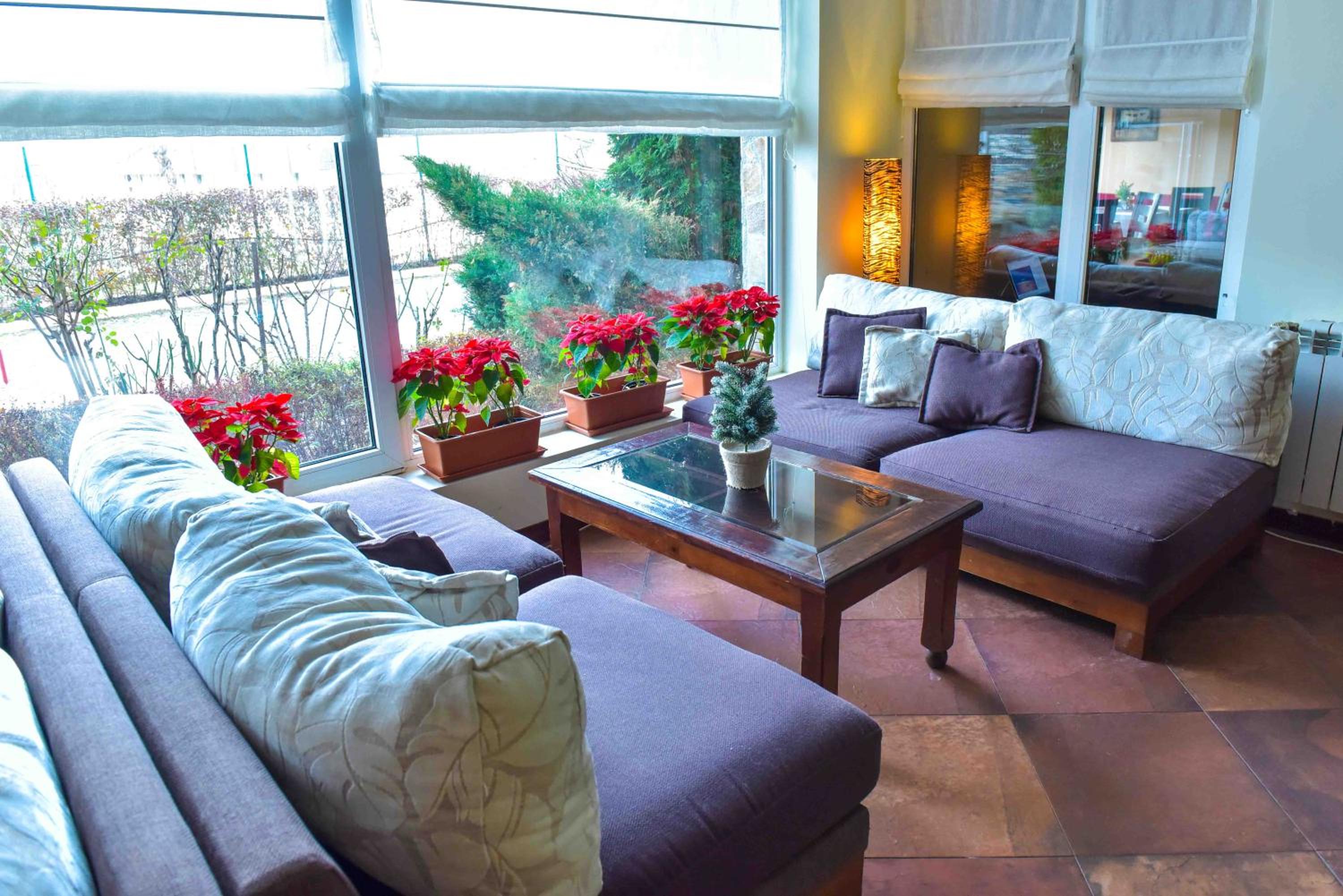 Фото Bojur & Bojurland Apartment Complex