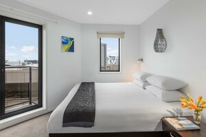 Гостиница Nesuto St Martins Apartment Hotel