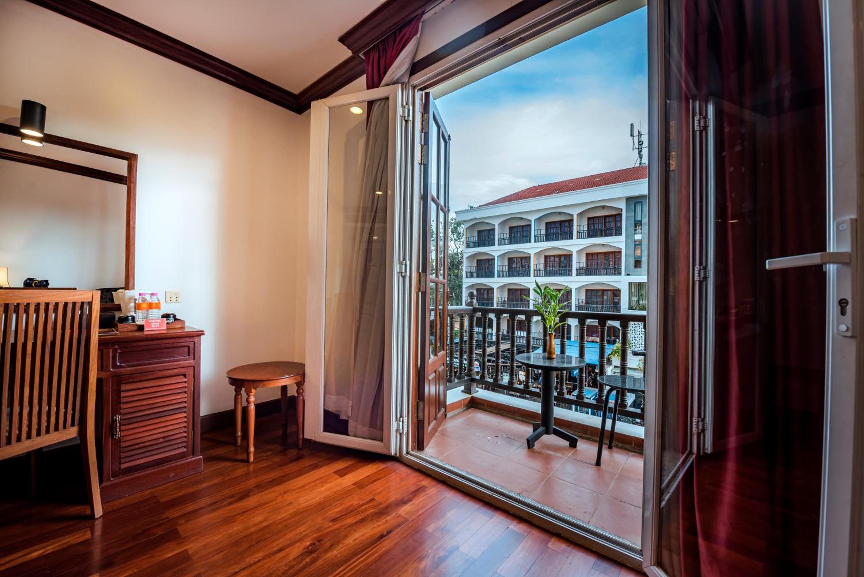 Фото Royal Crown Hotel & SPA