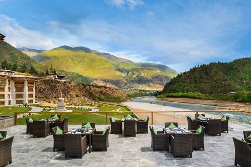 Гостиница Le Meridien Paro, Riverfront