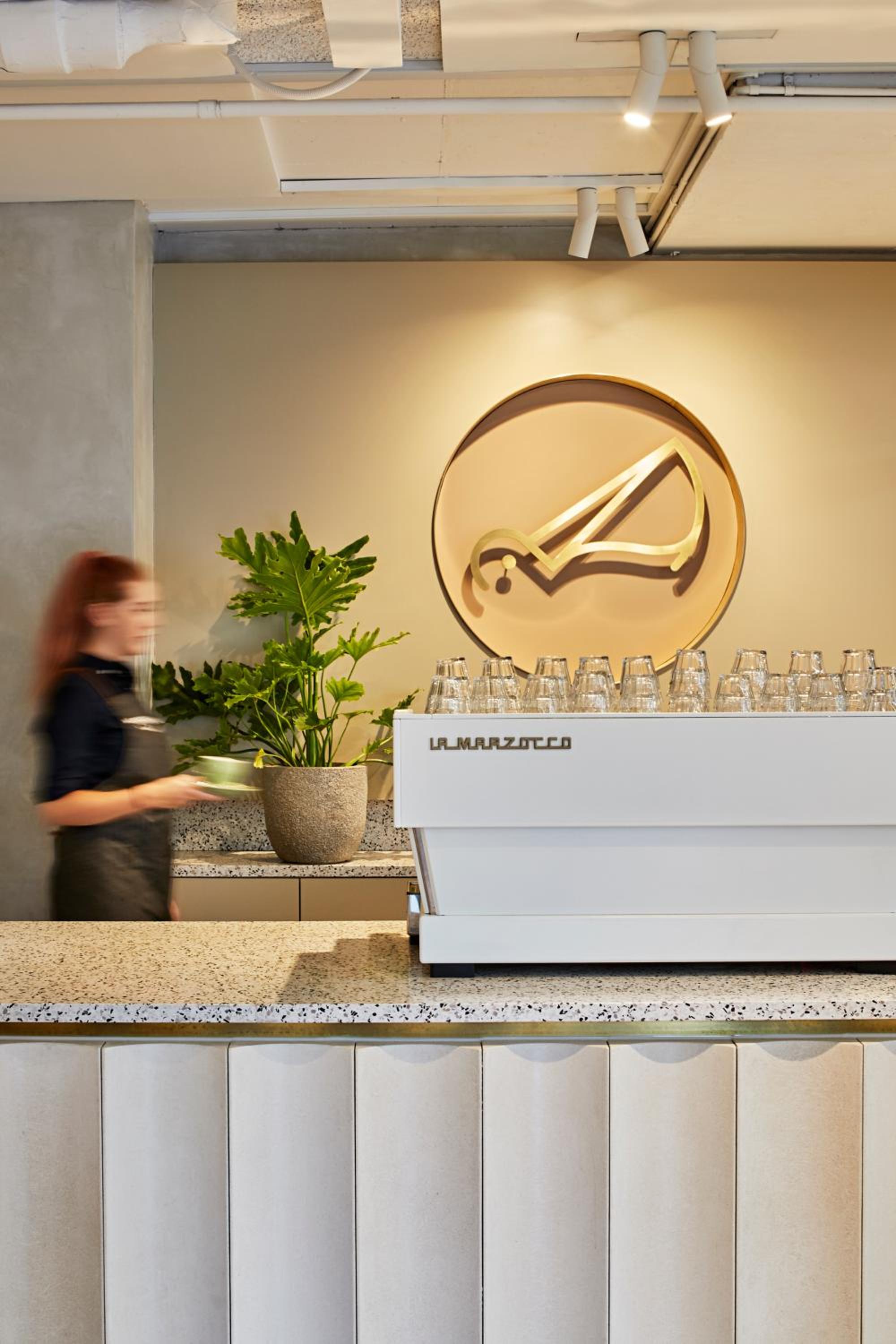 Фото Tyrian Serviced Apartments - Albert Park Lake