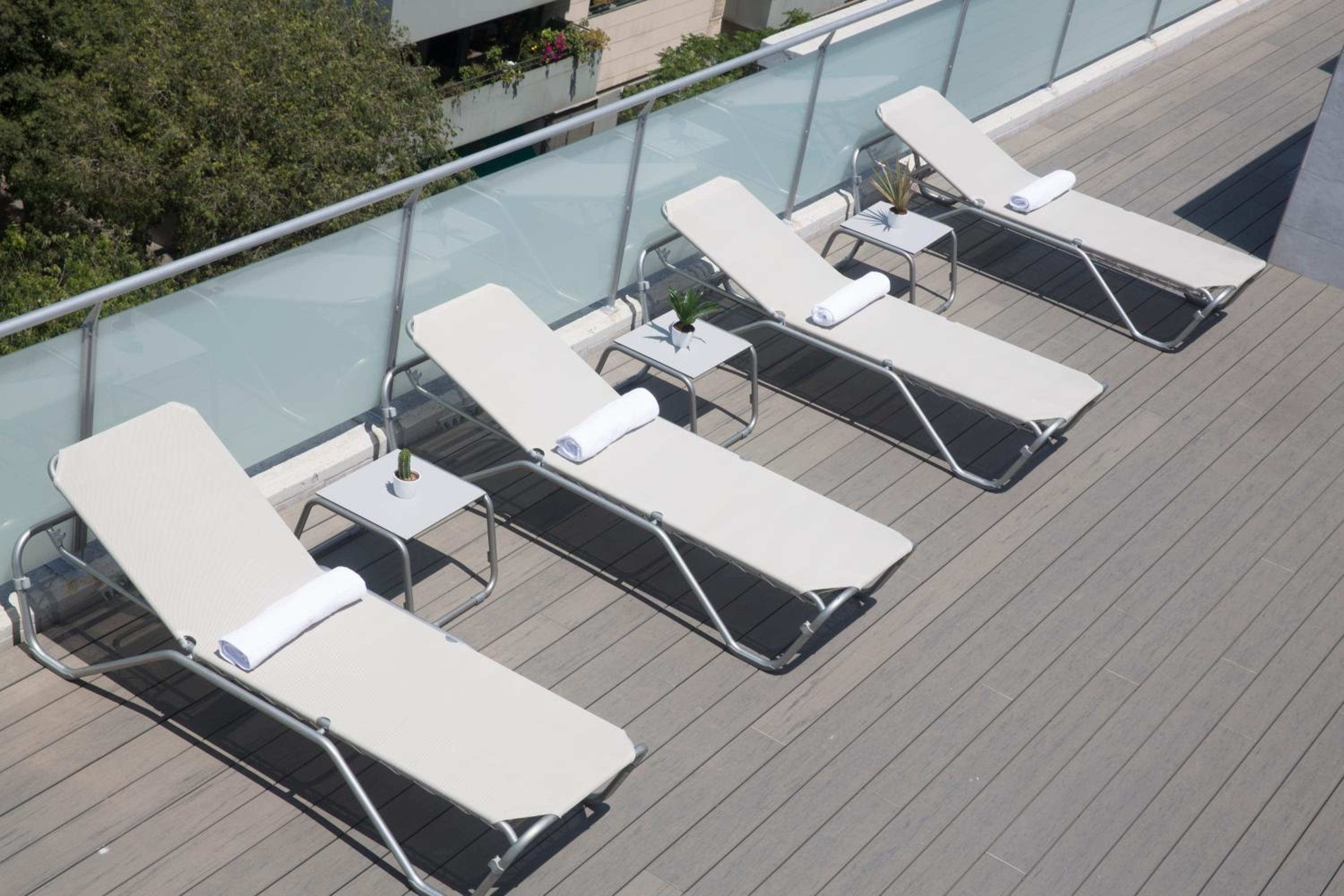 Фото 08028 Apartments