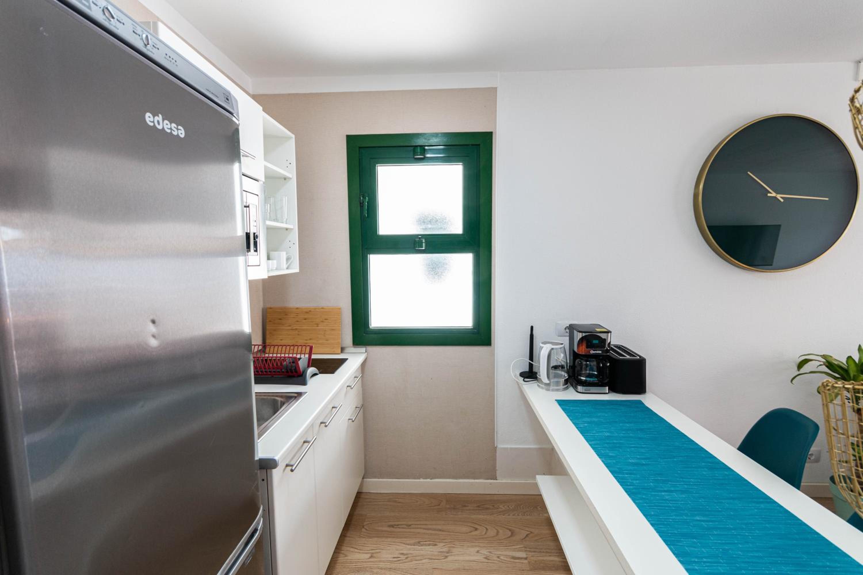 Фото Canaima Apartments - Adults Only