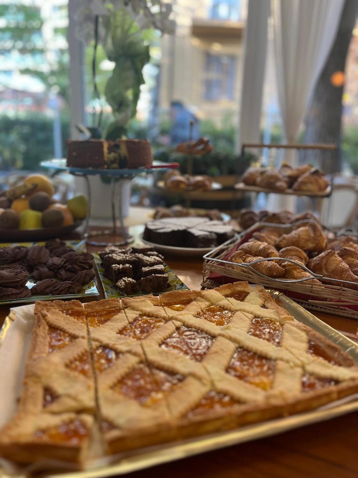 Фото Hotel Capri