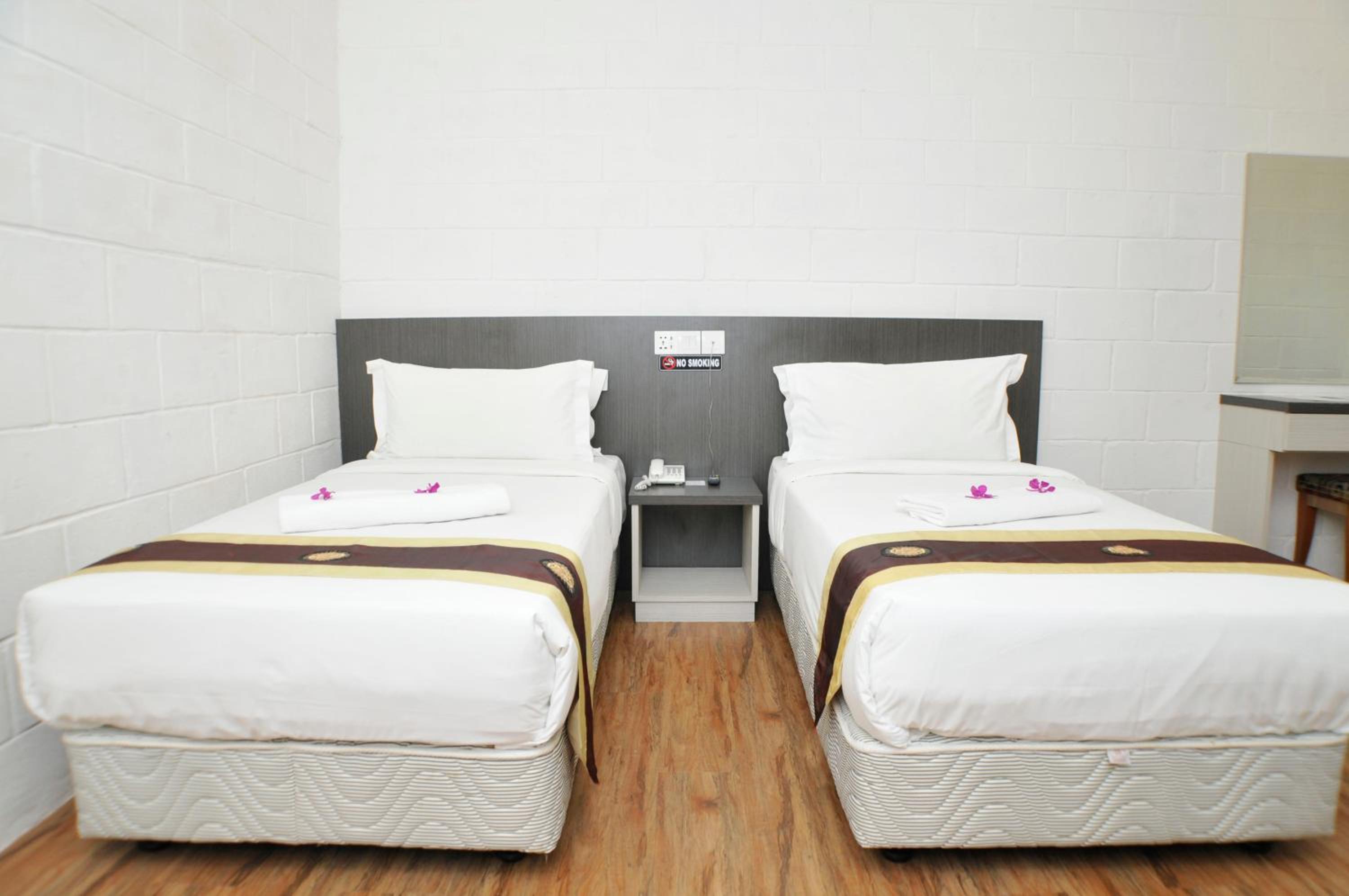 Фото Promenade Service Apartments