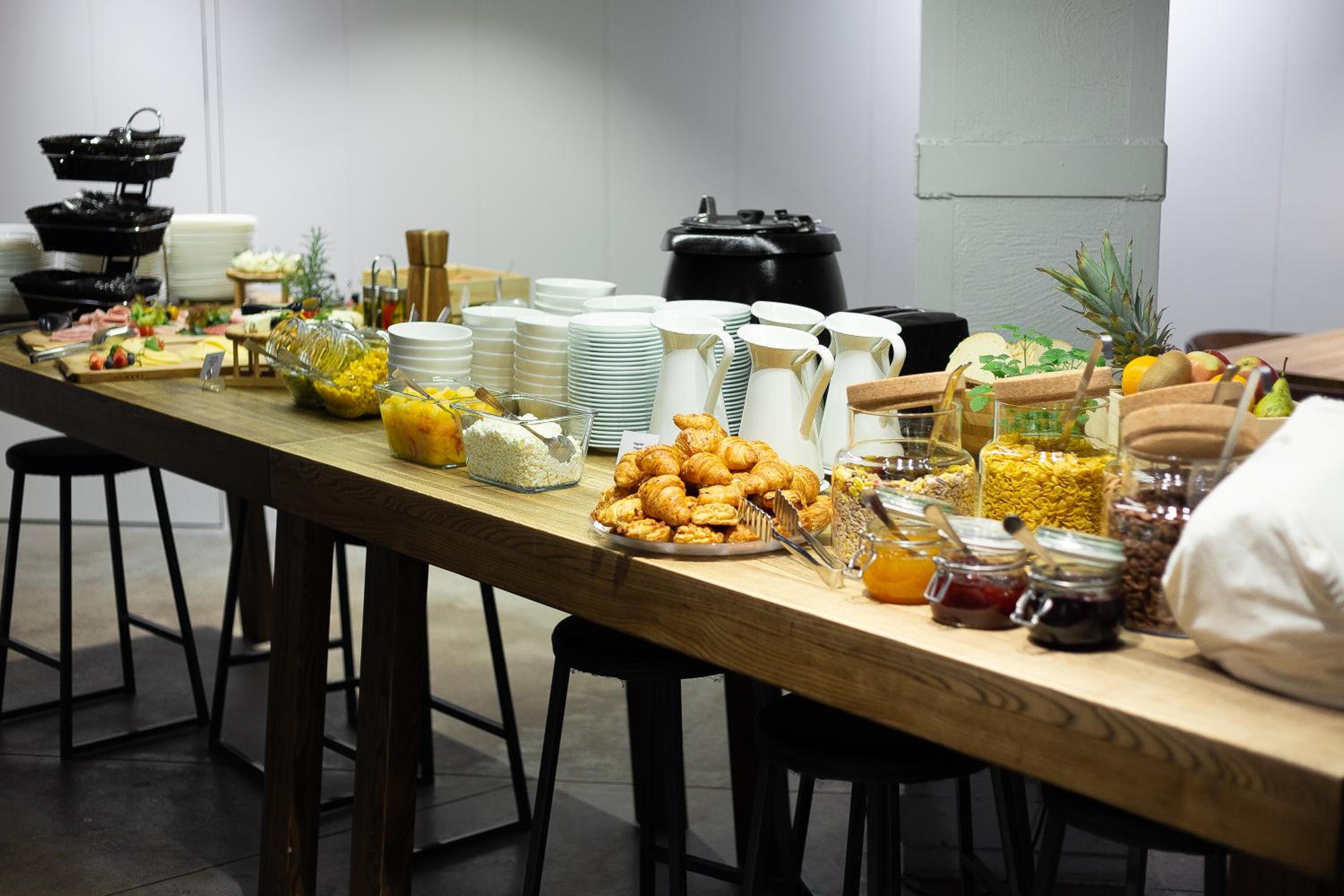 Фото Corner Hotel