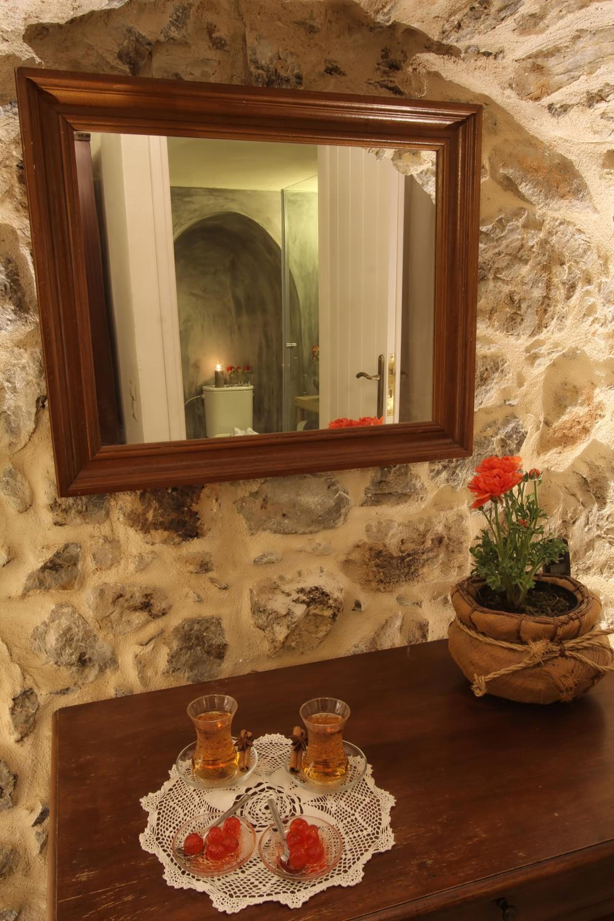 Фото Mesta Mastic