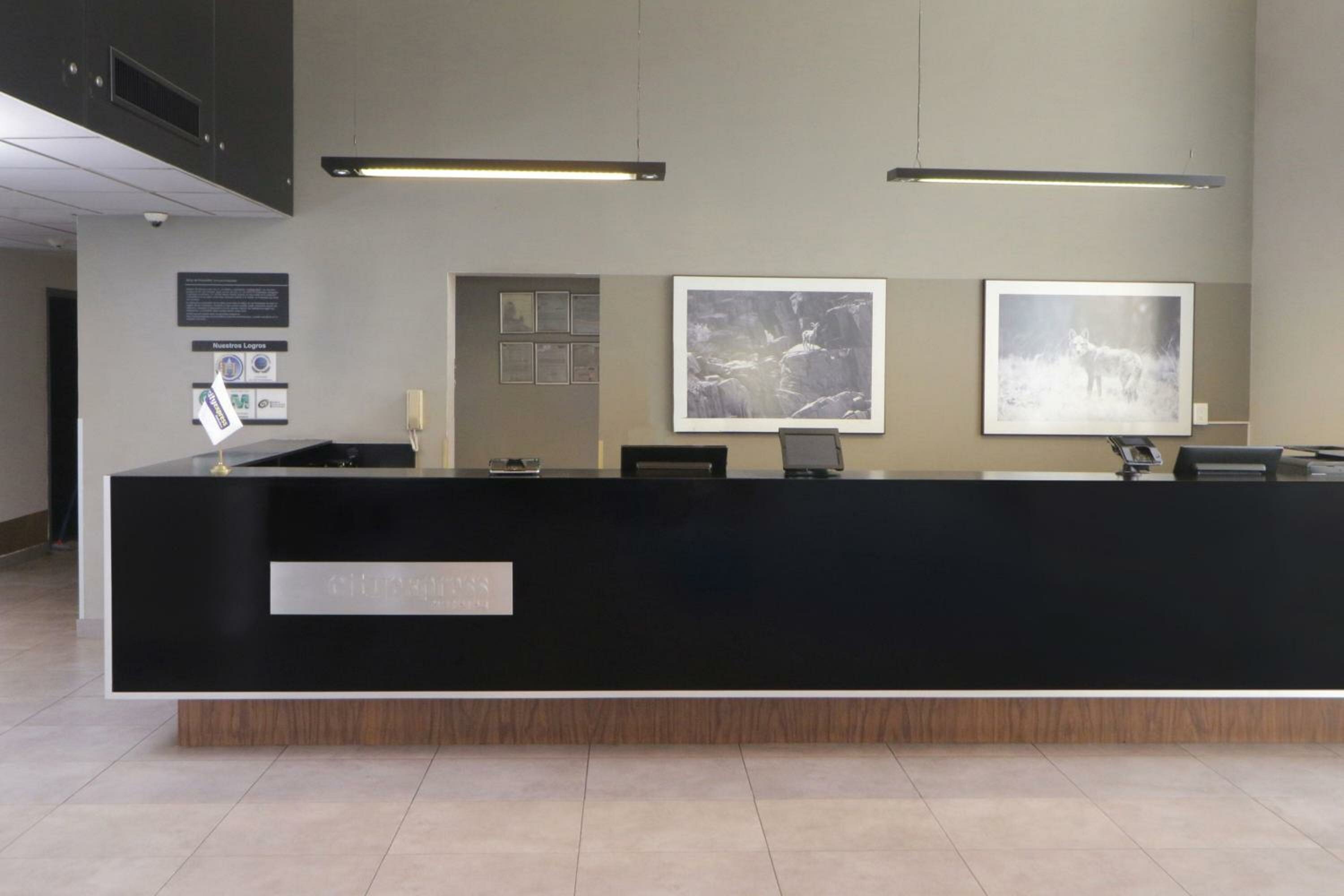 Фото City Express Tijuana Insurgentes