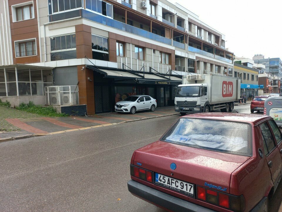 Supermarket Hanif Pehlivanoglu, Izmir, photo