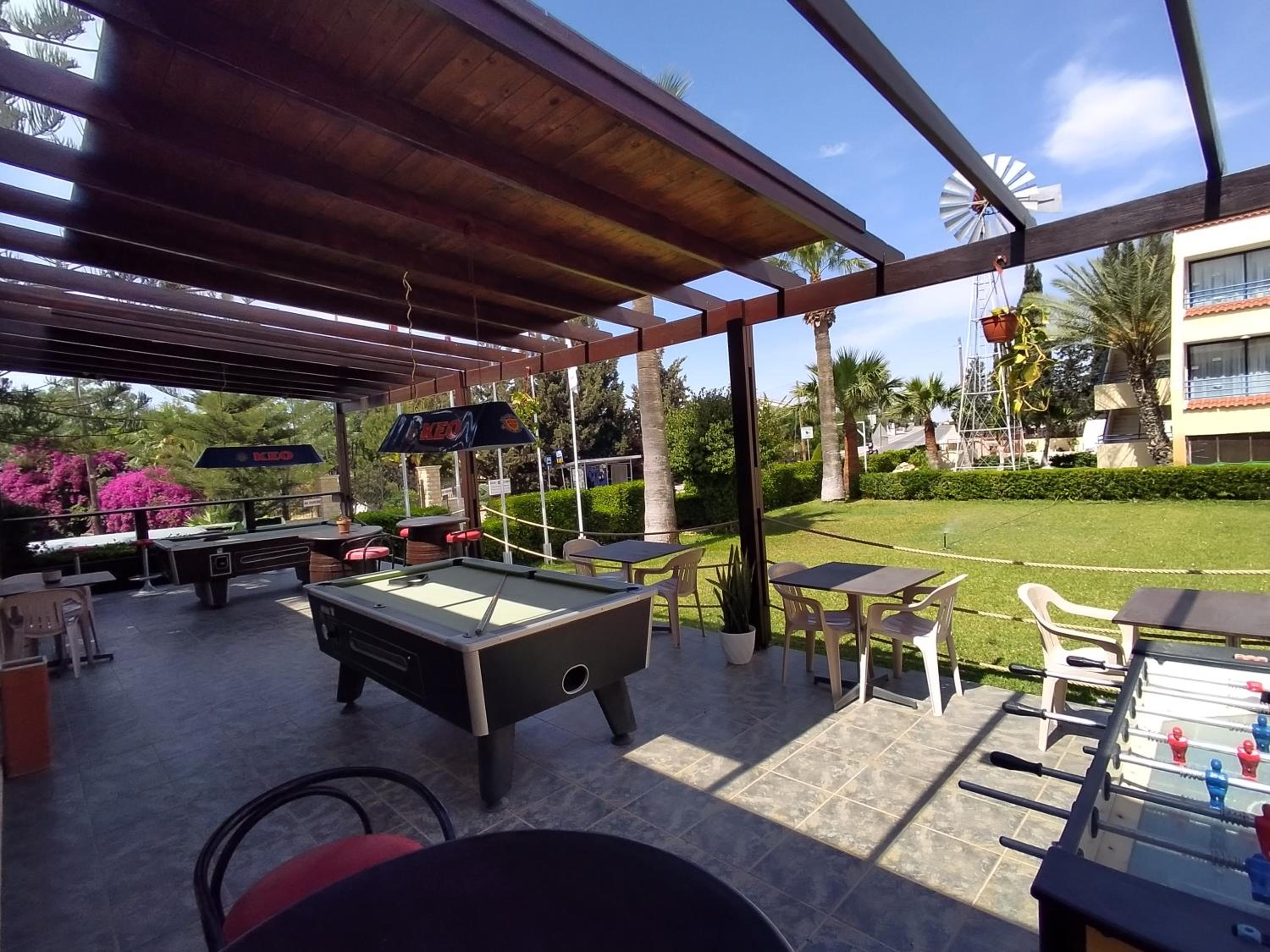 Фото Апартаменты Napa Prince Hotel