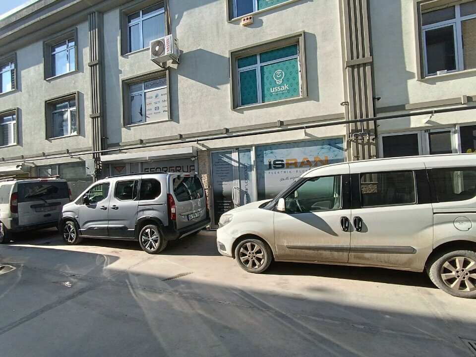 Electronic devices and components Isran Electric Electronics, Ankara, photo
