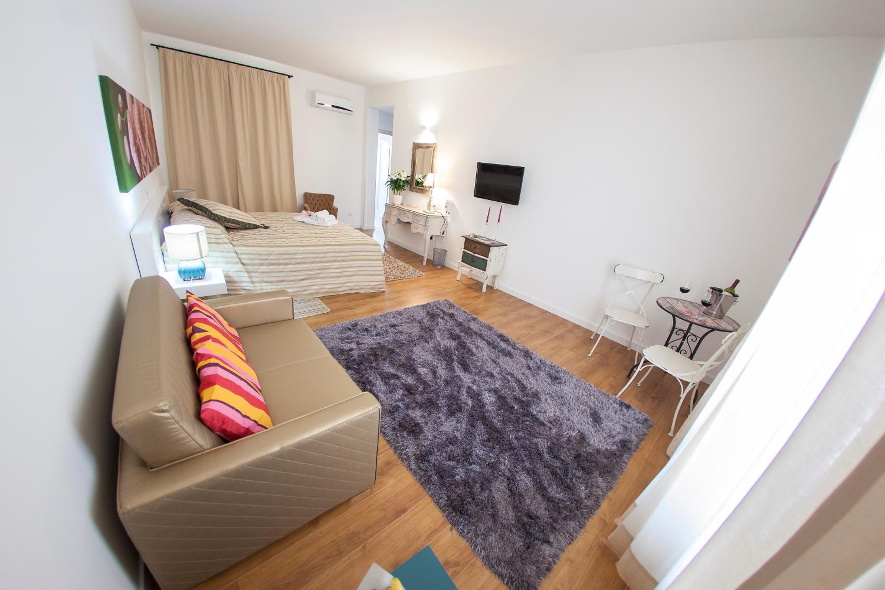 Фото Operetta House