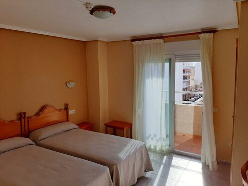 Гостиница Hotel Cano в Торревьехе