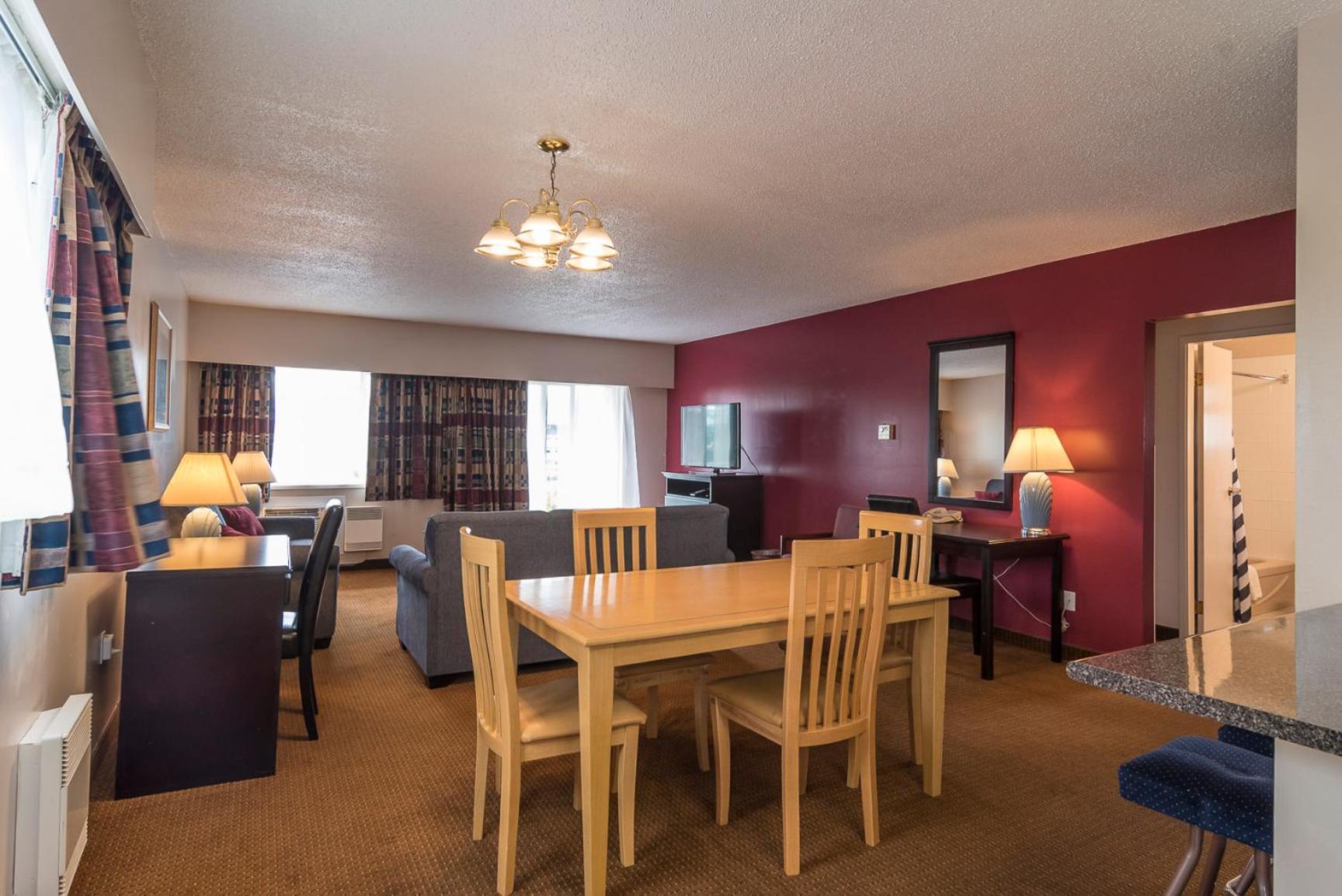 Фото Port Augusta Inn and Suites