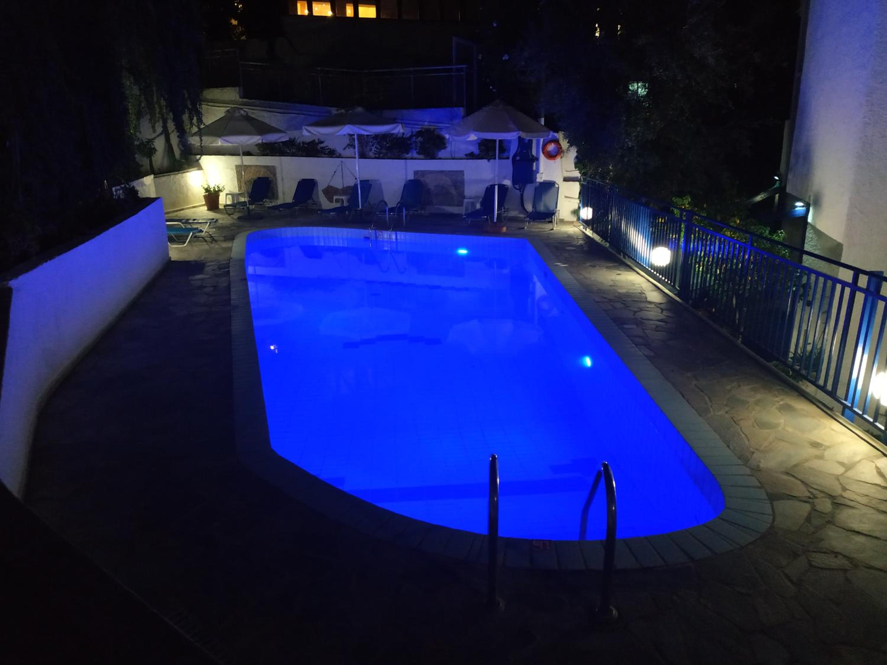 Фото Amazona Apartments