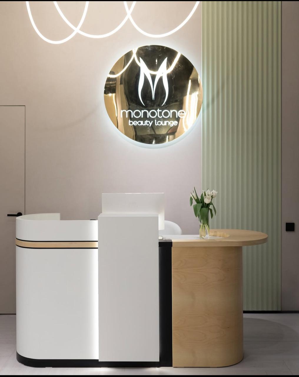 Monotone Beauty Lounge