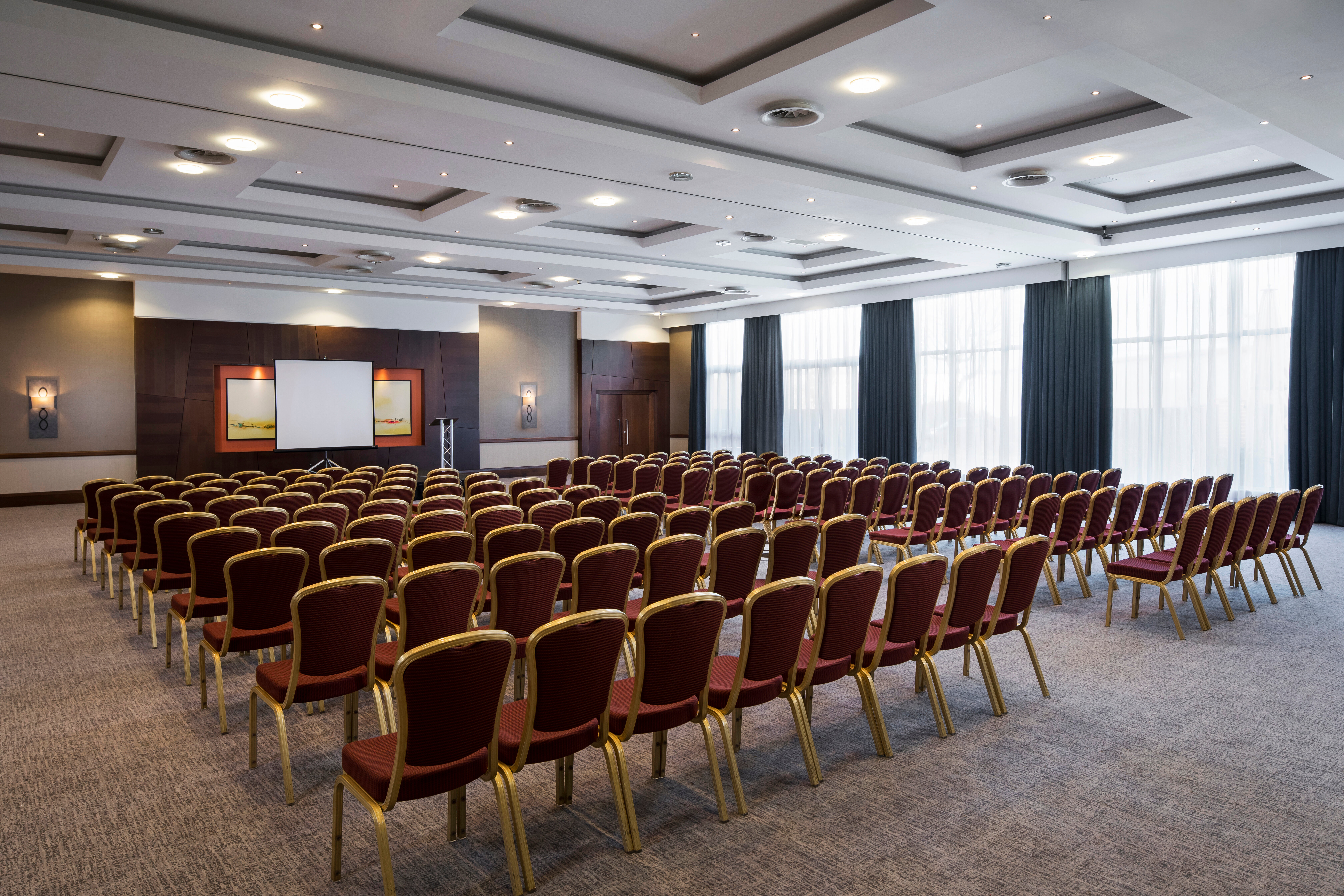 Фото Ashford International Hotel & SPA
