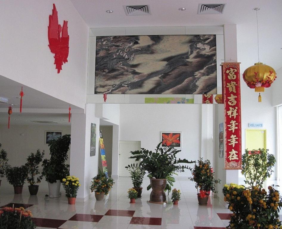 Фото Phoenix Hotel