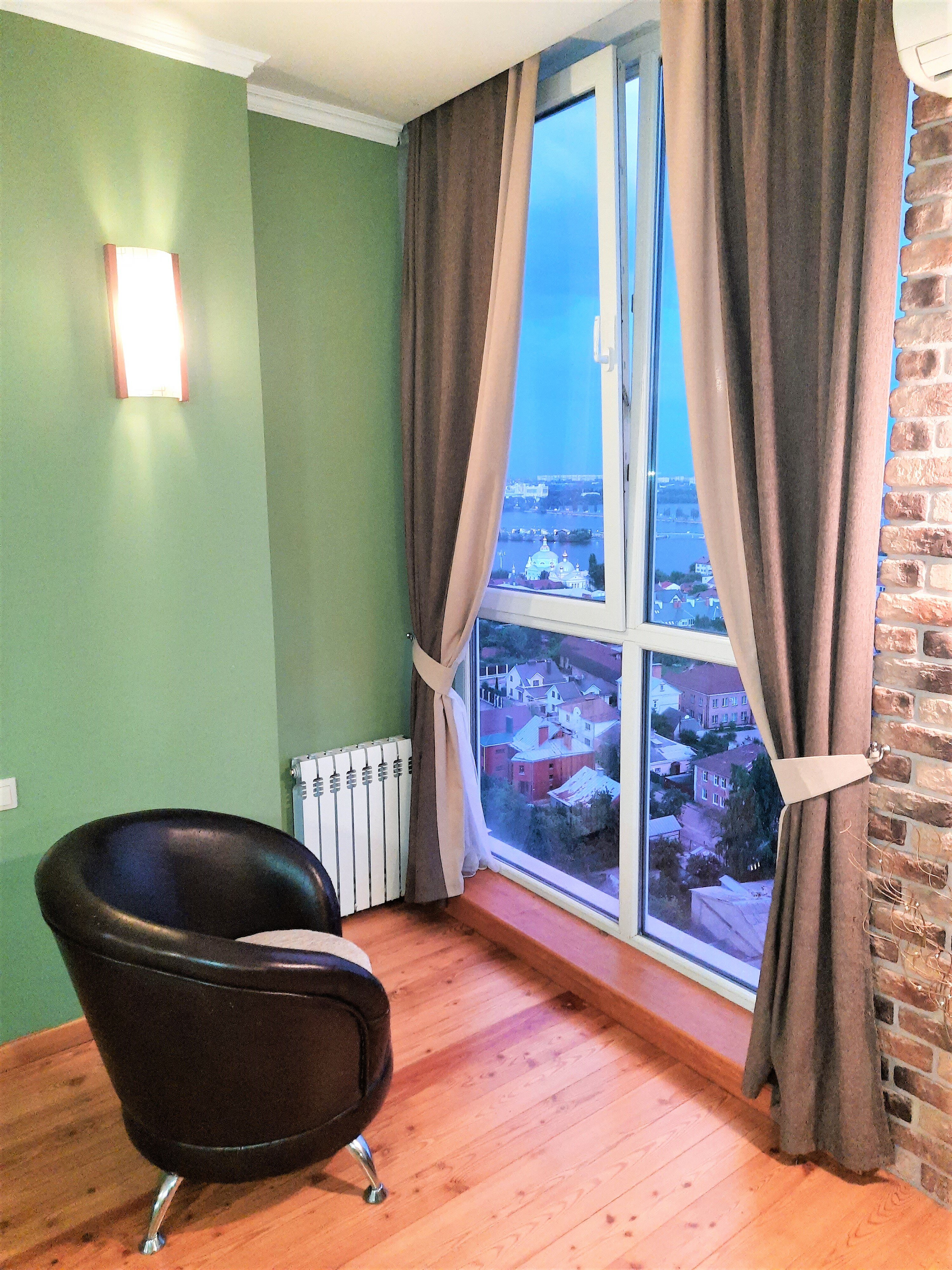 Фото Megapolis на улице Сакко и Ванцетти 78А