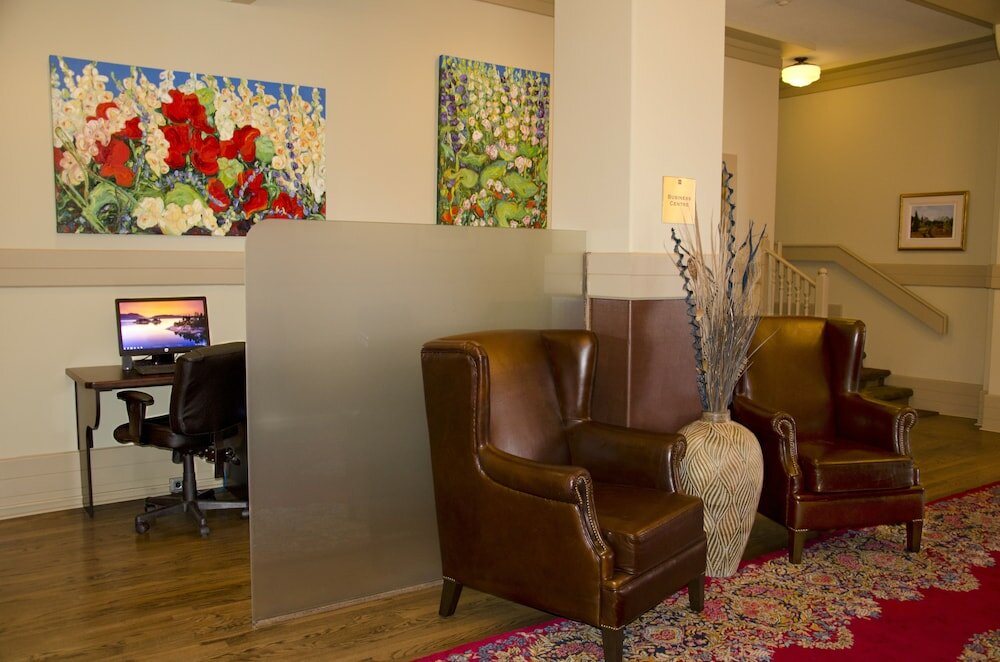 Фото The Plaza Hotel