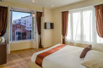 Фото Aiello Rooms - San Babila